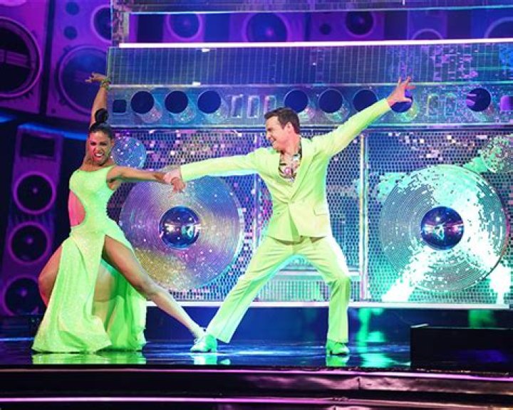 ‘DWTS’ Pro Britt Stewart Reveals Daniel Durant Is Teaching Her ASL – Hollywood Life