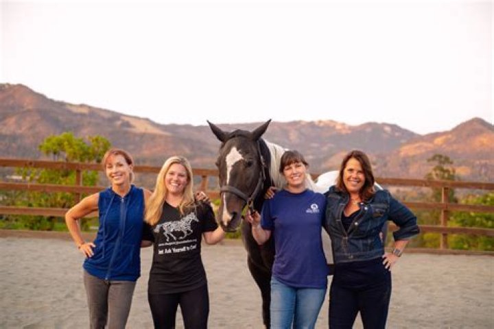 How She & Her Kids Are Doing After Escaping Captors – Hollywood Life