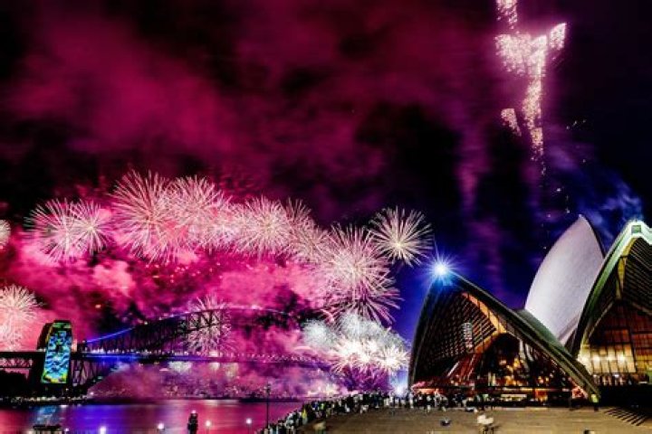 NYE 2017: Celebrations Around The World — Pics