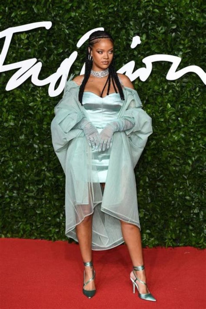 Rihanna Shows Off Her Toned Legs In A Teal Mini Dress At 2019 British Fashion Awards — Pic