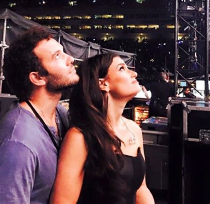 Who Is Aaron Lohr? 5 Things To Know About Idina Menzel’s Surprise Fiance – Hollywood Life